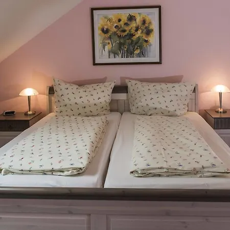 Landhaus Zur Badischen Weinstrasse 3* Sulzburg